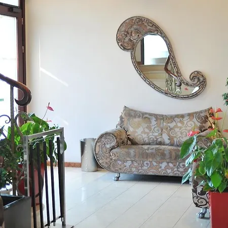 Hotel Monarc Tirana