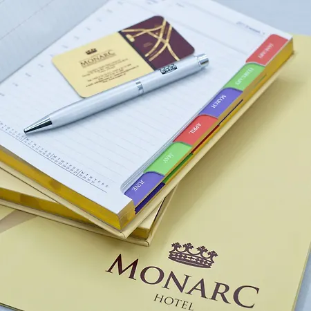 Monarc Tirana