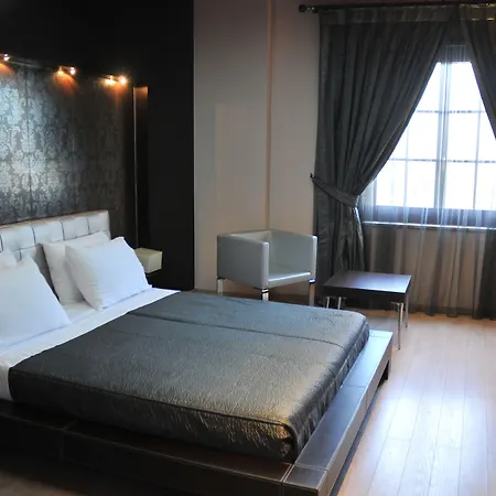 Monarc Ξενοδοχείο