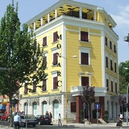 Szálloda Monarc