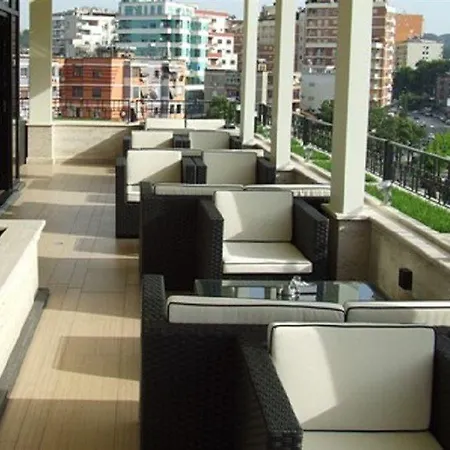 Monarc Tirana