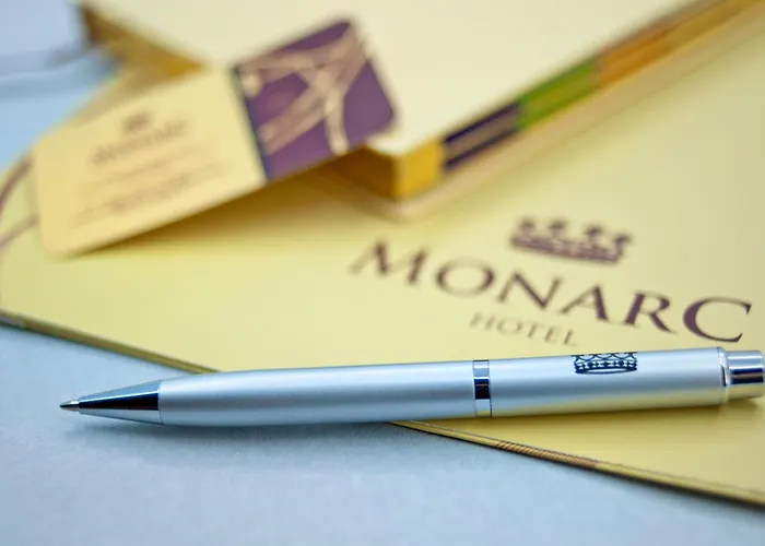 酒店 莫纳克酒店 地拉那