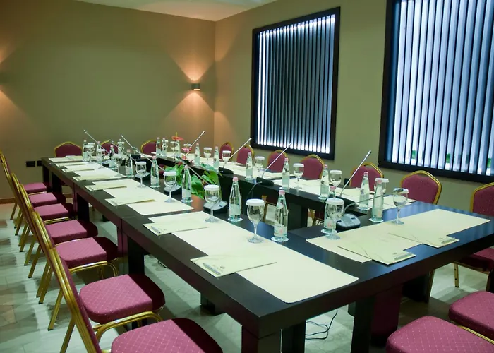 酒店 莫纳克酒店 地拉那