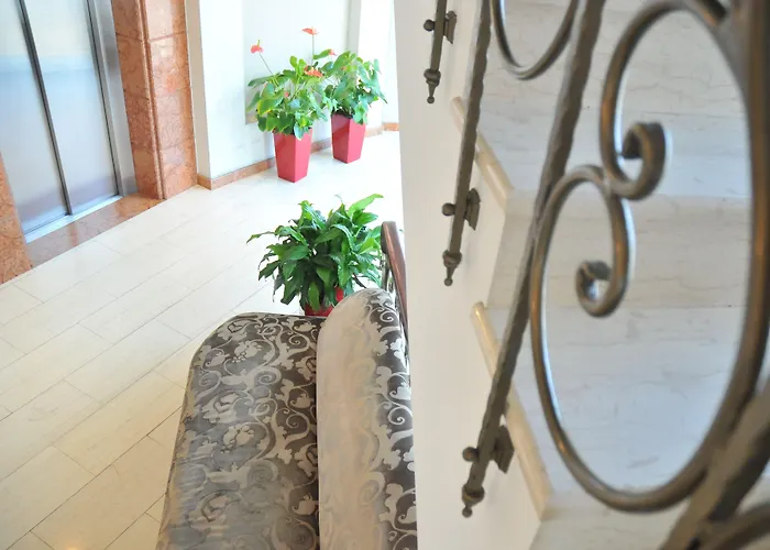 酒店 莫纳克酒店 地拉那