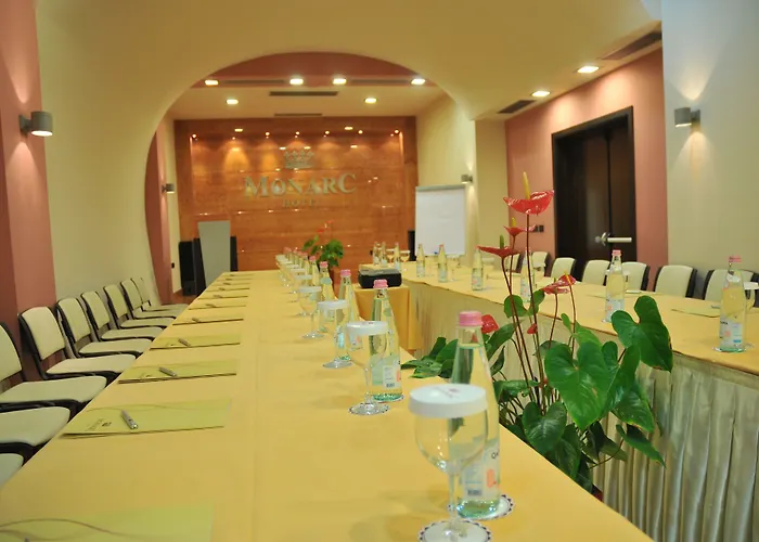 酒店 莫纳克酒店 4*