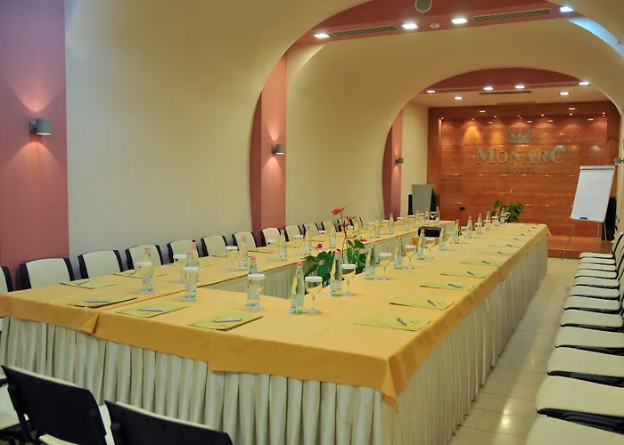 莫纳克酒店 酒店 4*