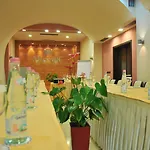 Monarc Szálloda 4*