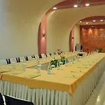 Monarc Szálloda 4*