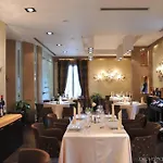 Monarc Szálloda 4*