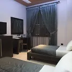Szálloda Monarc 4*