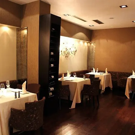 Monarc Hotel Tirana